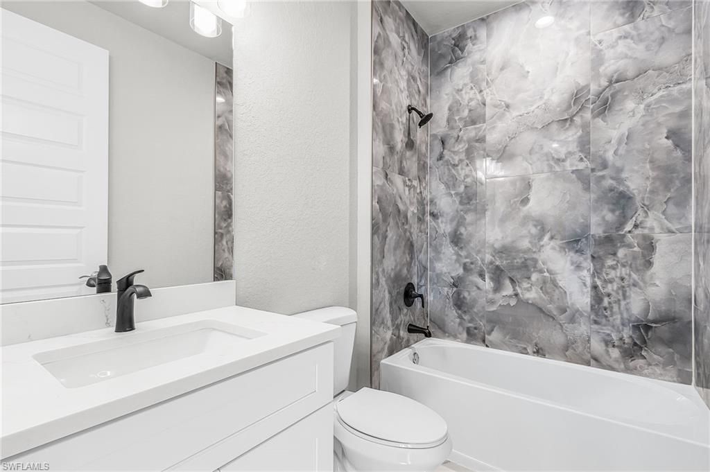 526 Braelyn St , Labelle, FL 33935 Photo