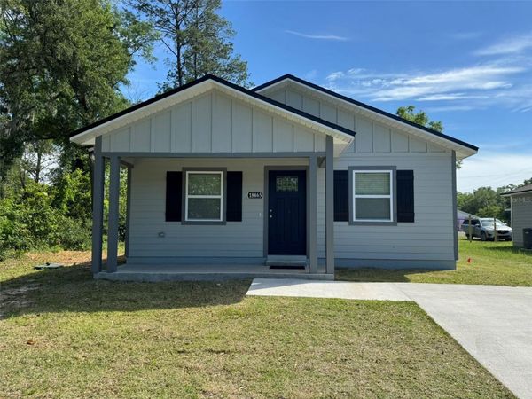 18465 DOUGLASS STREET, HIGH SPRINGS, FL 32643