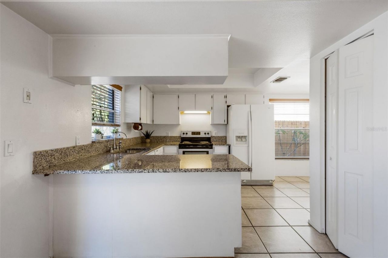 7571 121st Terrace, Largo, FL 33773 Photo