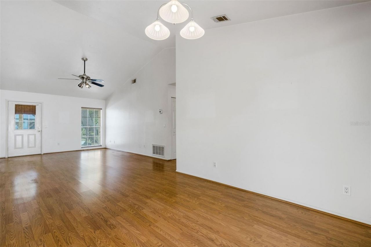 7571 121st Terrace, Largo, FL 33773 Photo