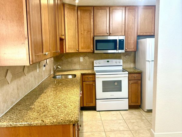 199 E Mcnab Road, Unit 109, Pompano Beach, FL 33060