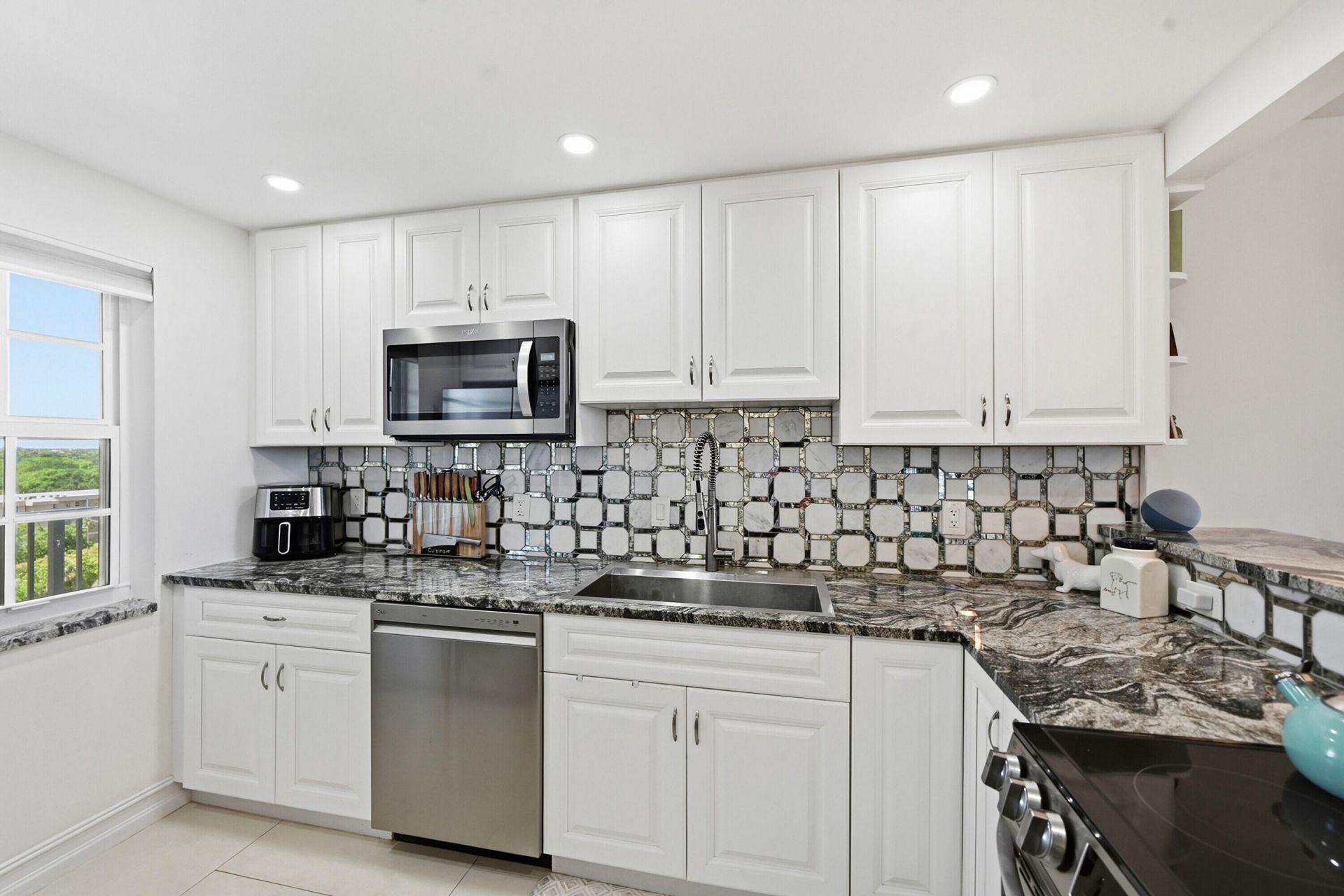 4015 W Palm Aire Drive, Unit 1001, Pompano Beach, FL 33069 Photo