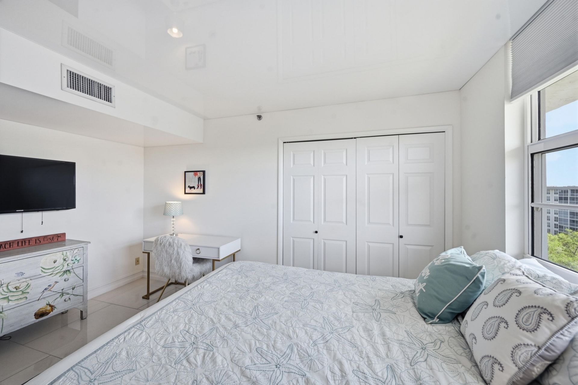 4015 W Palm Aire Drive, Unit 1001, Pompano Beach, FL 33069 Photo