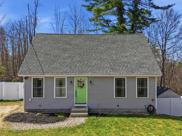 425 Weare Road, New Boston, NH 03070