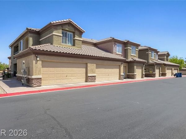 6868 Sky Pointe Drive , Unit 2064, Las Vegas, NV 89131