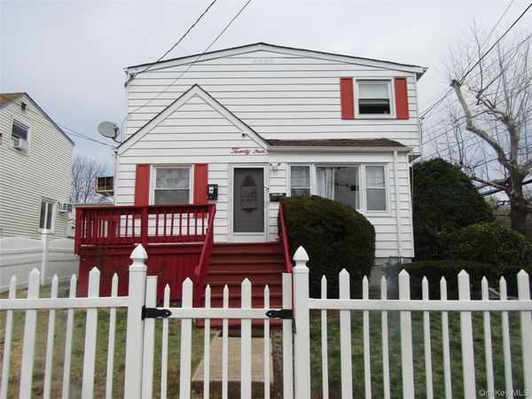Lynbrook, NY 11563