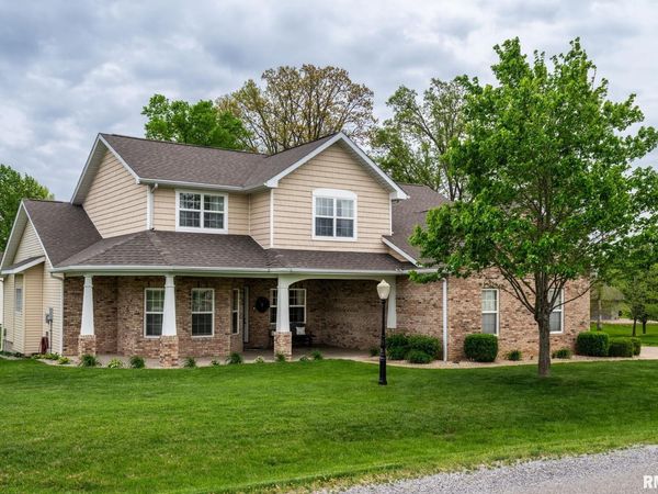 314 TWIN LAKES Road, Carterville, IL 62918