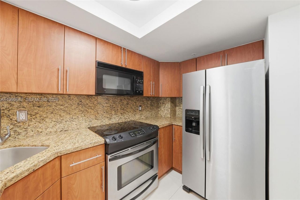 2951 S Bayshore Dr , Unit 1111, Miami, FL 33133 Photo