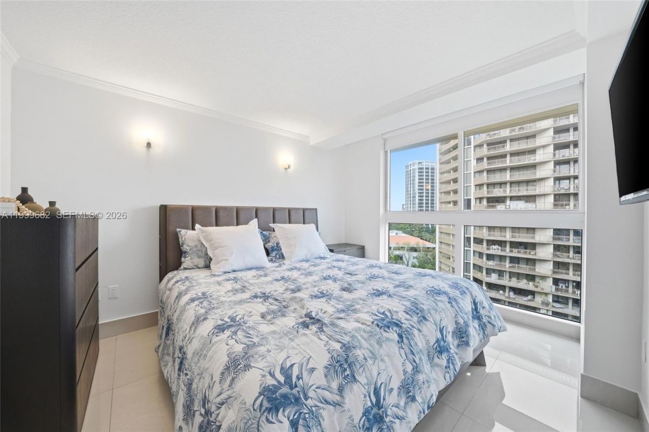 2951 S Bayshore Dr , Unit 1111, Miami, FL 33133 Photo