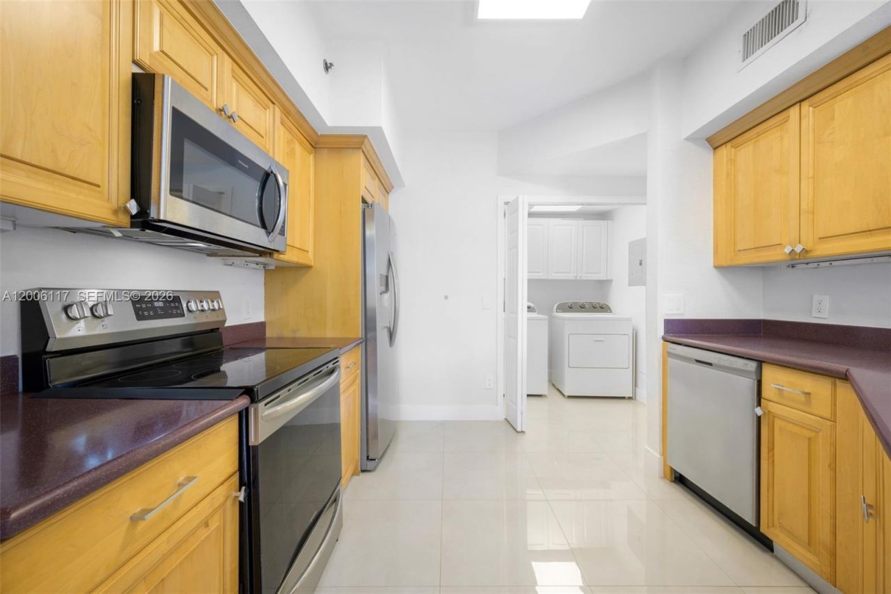 3255 NE 184th St, Unit 12410, Aventura, FL 33160 Photo