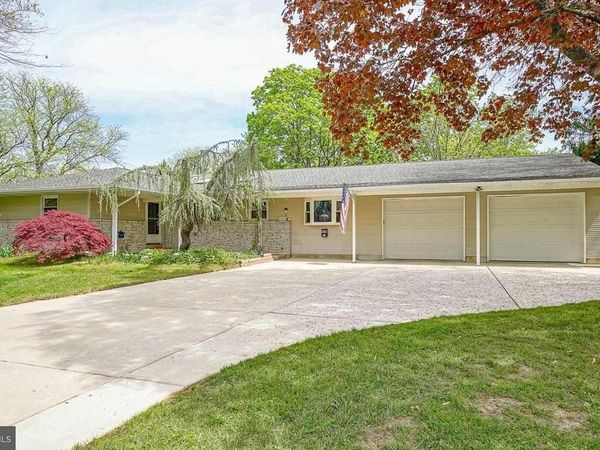 1518 DOGWOOD DRIVE , CHERRY HILL, NJ 08003