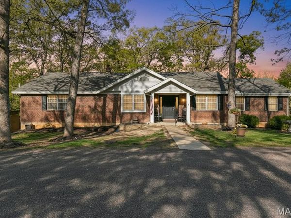 1338 Gainsborough Court, Marthasville, MO 63357