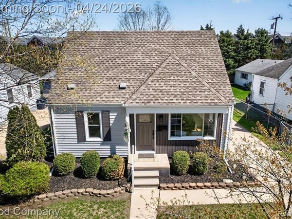 4336 Mandalay Avenue , Royal Oak, MI 48073