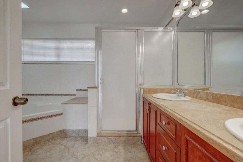 10758 Lake Jasmine Drive, Boca Raton, FL 33498 Photo