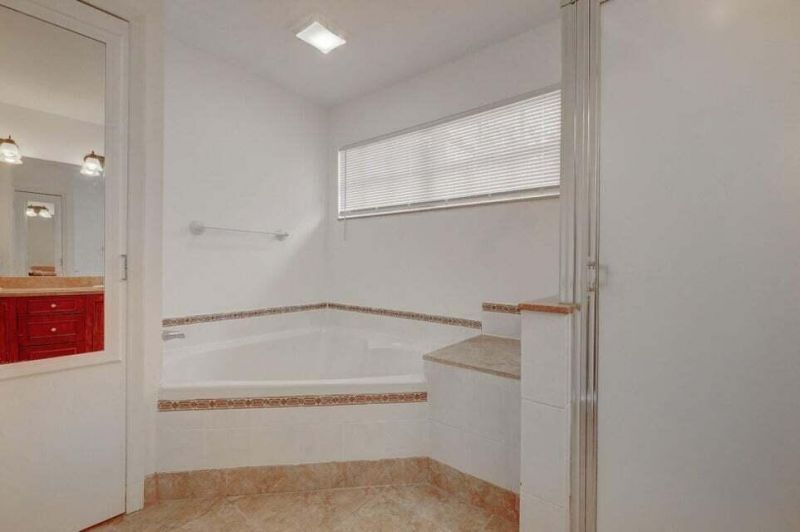 10758 Lake Jasmine Drive, Boca Raton, FL 33498 Photo