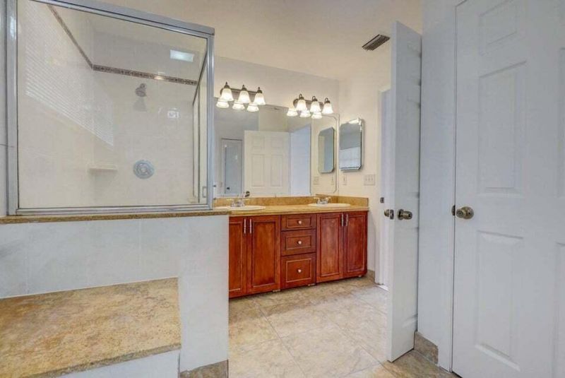 10758 Lake Jasmine Drive, Boca Raton, FL 33498 Photo