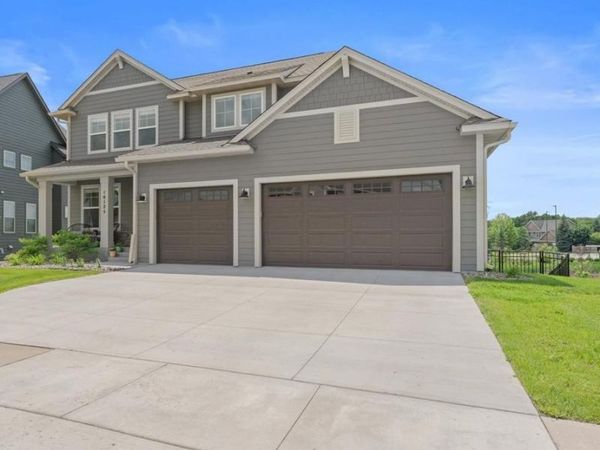 10125 Shadyview Lane N, Maple Grove, MN 55311