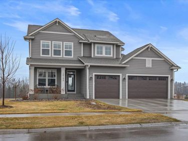 10125 Shadyview Lane N, Maple Grove, MN 55311