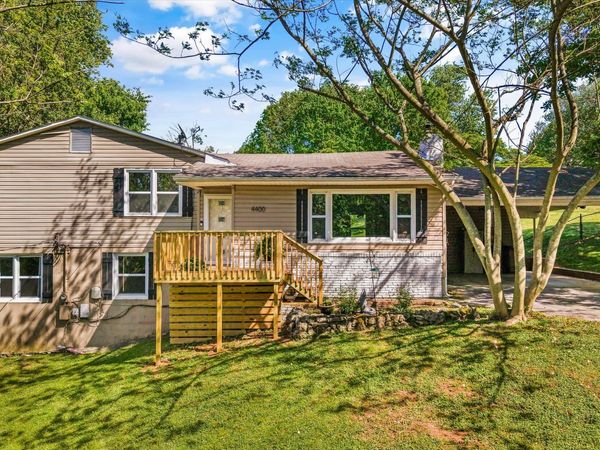 4400 NE Wahli Drive, Knoxville, TN 37918