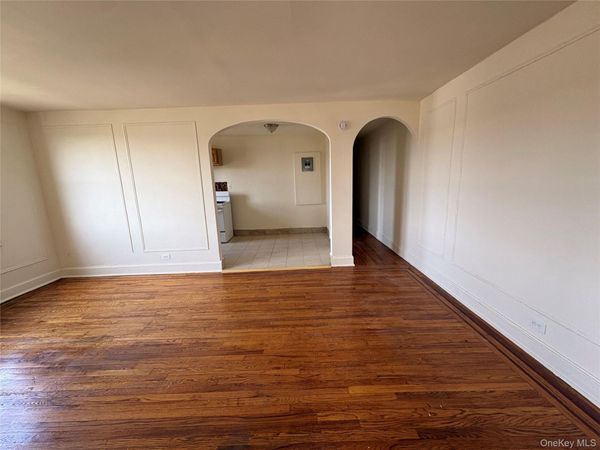 30 Locust Hill Avenue , Unit 7L, Yonkers, NY 10701