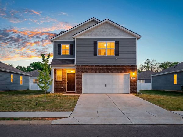 207 River Forest Dr , Chapel Hill, TN 37034