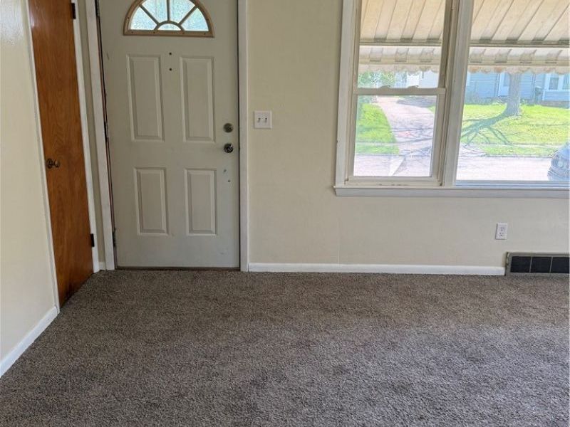 809 12th Street SW, Massillon, OH 44647 Photo 10