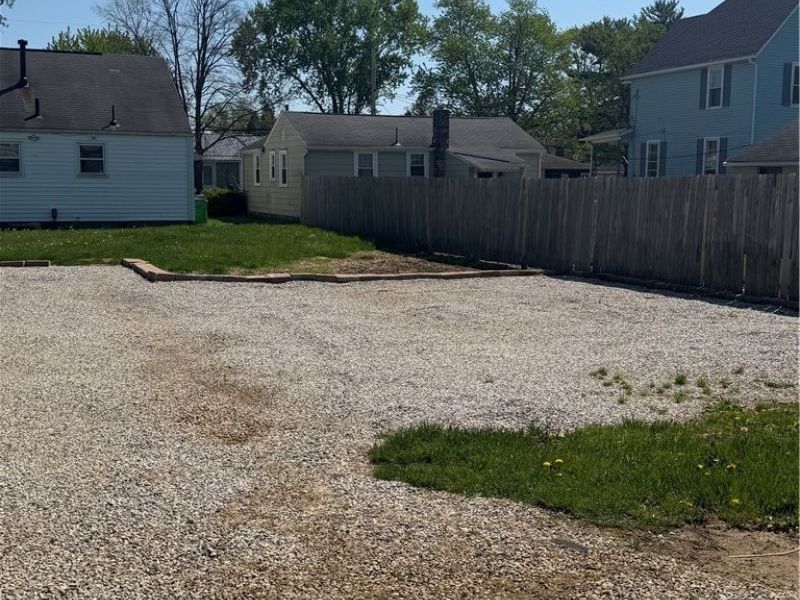 809 12th Street SW, Massillon, OH 44647 Photo 5