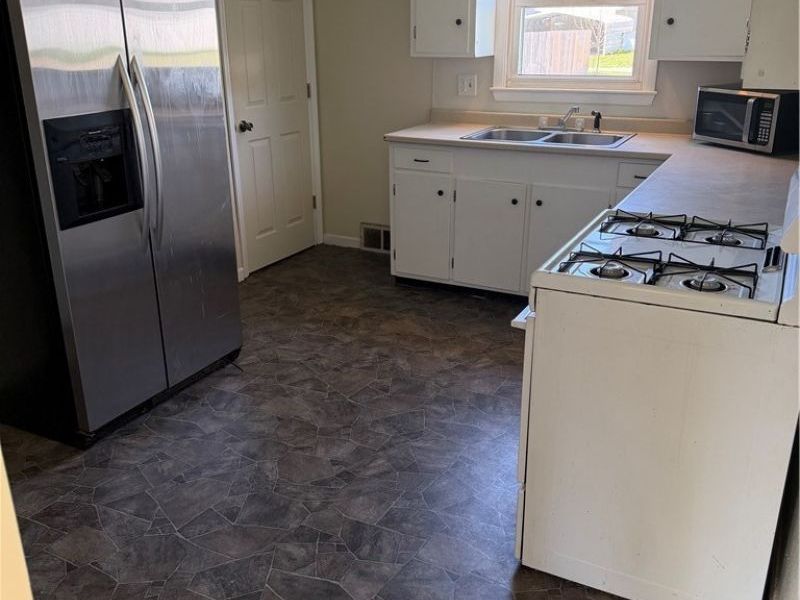 809 12th Street SW, Massillon, OH 44647 Photo 7