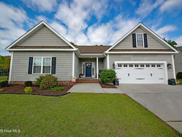 304 Angelfish Court, Newport, NC 28570