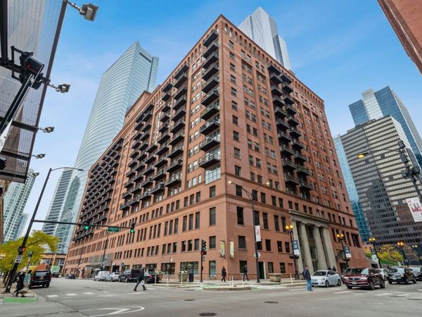 165 N Canal Street , Unit 512, Chicago, IL 60606