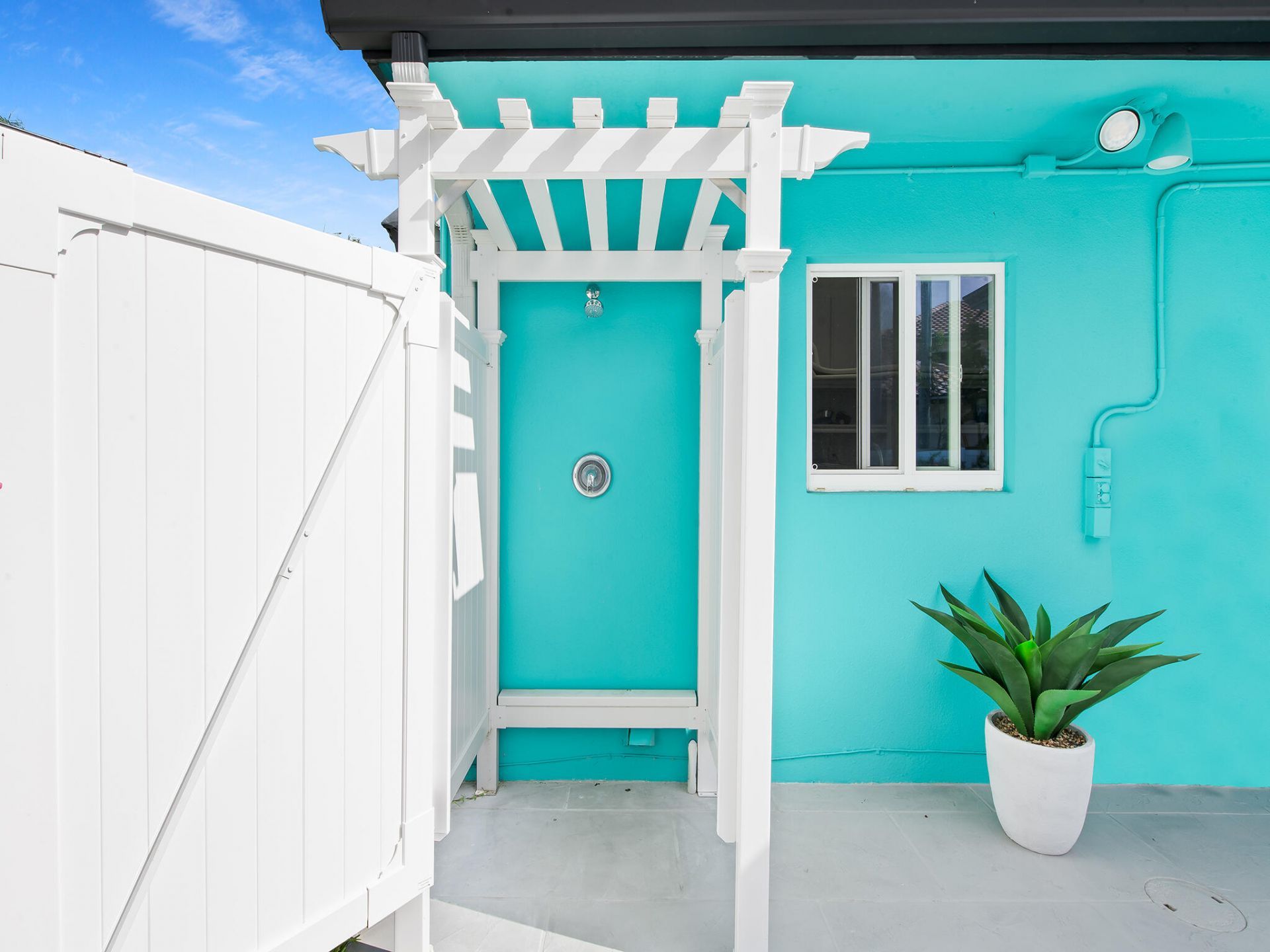 2141 NE 24th Street, Lighthouse Point, FL 33064 Photo