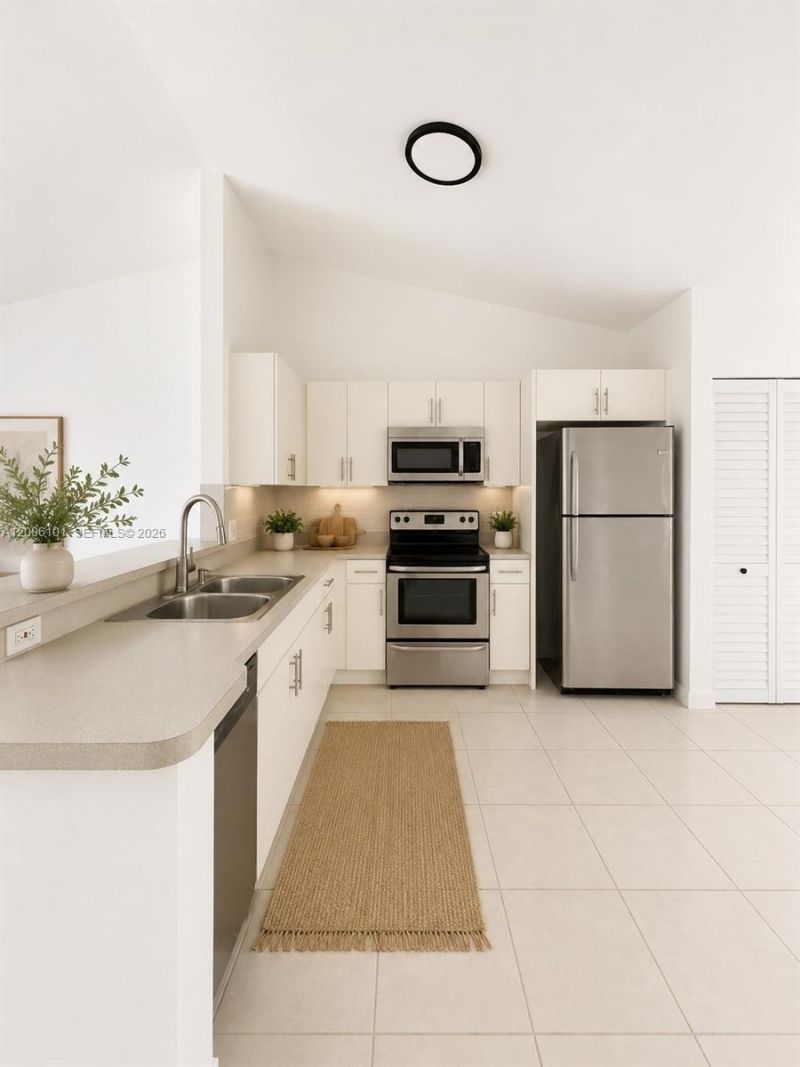 3204 San Remo Cir, Unit 3204, Homestead, FL 33035 Photo