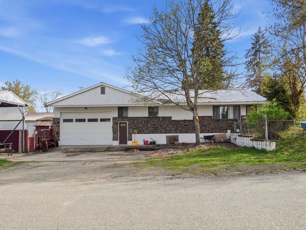 404 W Fir St, Newport, WA 99156