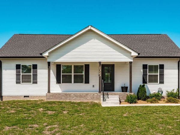 1323 N Corinth Rd, Portland, TN 37148