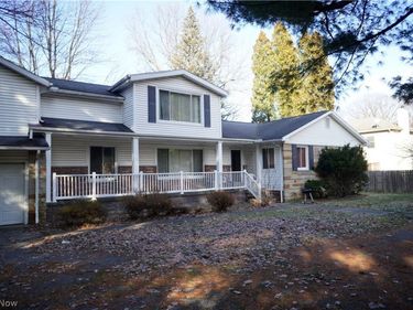 5285 Ridgebury Boulevard, Cleveland, OH 44124