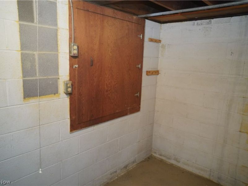 5285 Ridgebury Boulevard, Cleveland, OH 44124 Photo 21