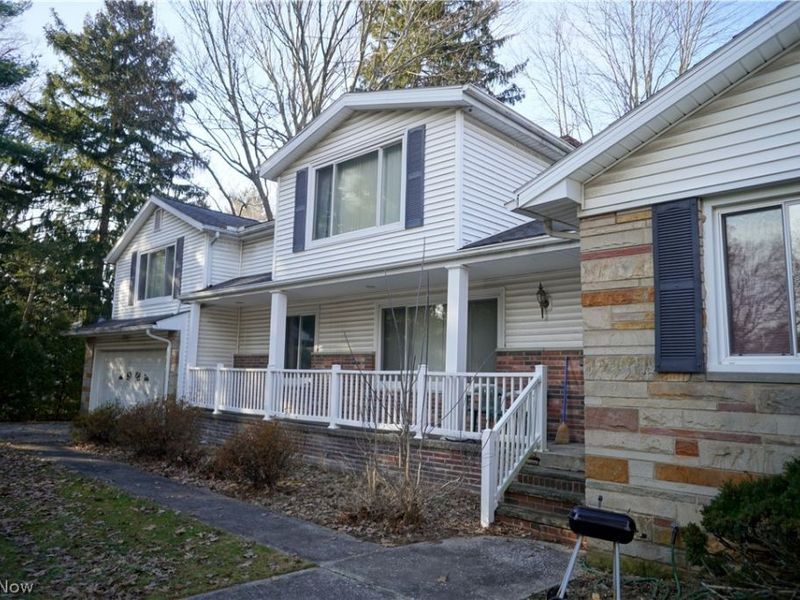 5285 Ridgebury Boulevard, Cleveland, OH 44124 Photo 6