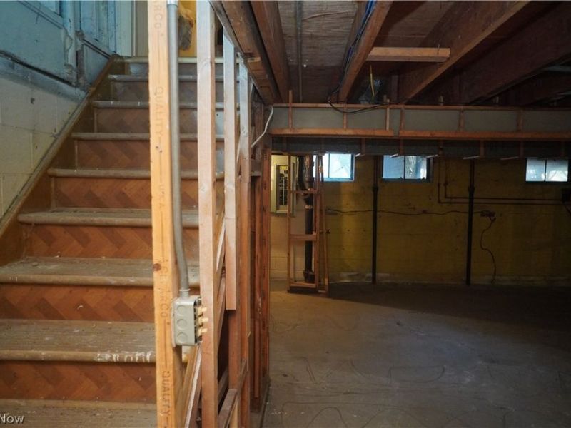 5285 Ridgebury Boulevard, Cleveland, OH 44124 Photo 7