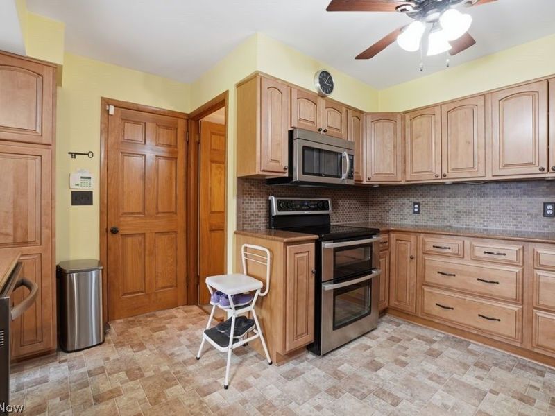 3211 Ridgewood Avenue, Ashtabula, OH 44004 Photo 6