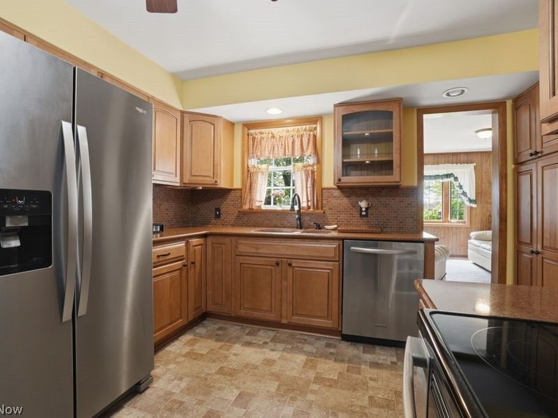 3211 Ridgewood Avenue, Ashtabula, OH 44004 Photo 7