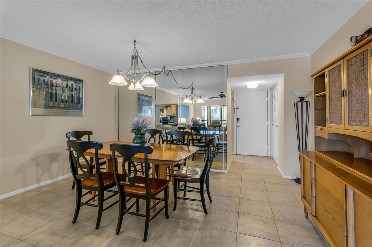 448 Gulf Of Mexico Drive, Unit A205, Longboat Key, FL 34228 Photo