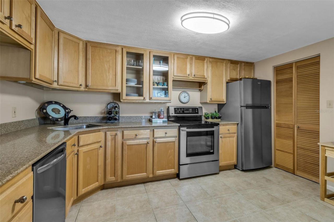 448 Gulf Of Mexico Drive, Unit A205, Longboat Key, FL 34228 Photo
