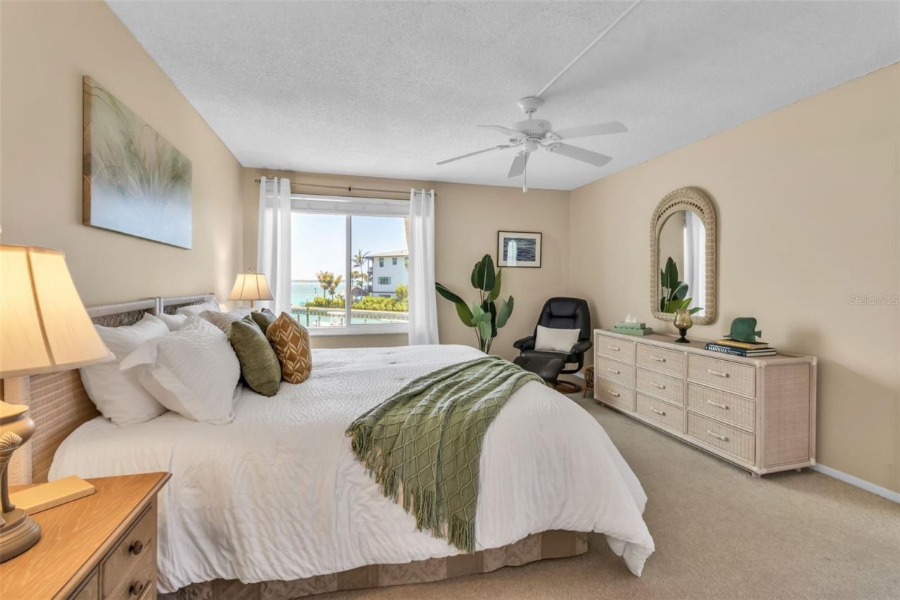 448 Gulf Of Mexico Drive, Unit A205, Longboat Key, FL 34228 Photo