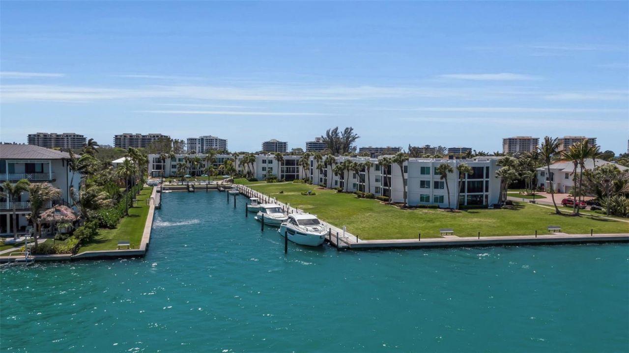 448 Gulf Of Mexico Drive, Unit A205, Longboat Key, FL 34228 Photo