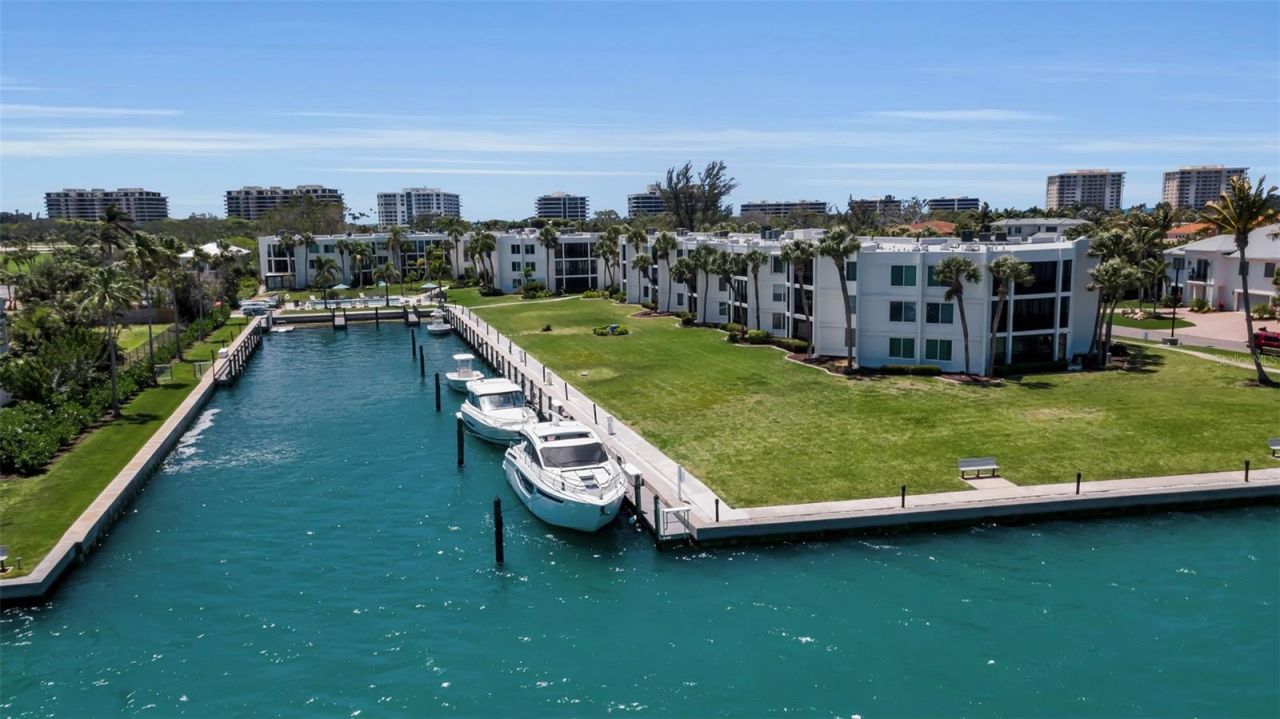 448 Gulf Of Mexico Drive, Unit A205, Longboat Key, FL 34228 Photo