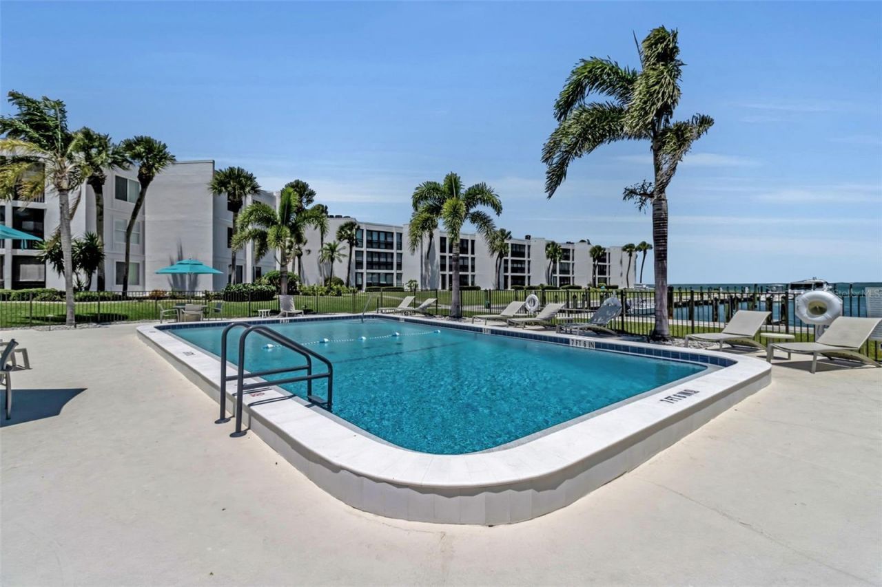 448 Gulf Of Mexico Drive, Unit A205, Longboat Key, FL 34228 Photo