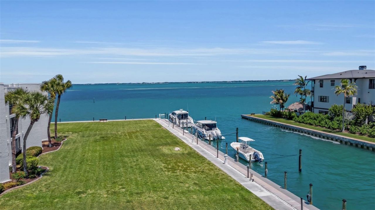 448 Gulf Of Mexico Drive, Unit A205, Longboat Key, FL 34228 Photo