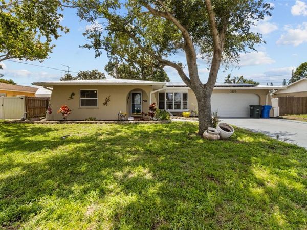 3507 OXFORD DRIVE W, BRADENTON, FL 34205