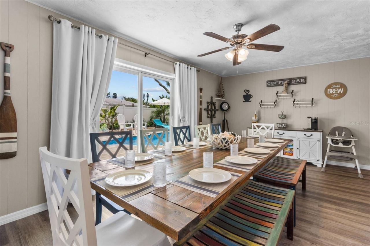 3507 Oxford Drive W, Bradenton, FL 34205 Photo