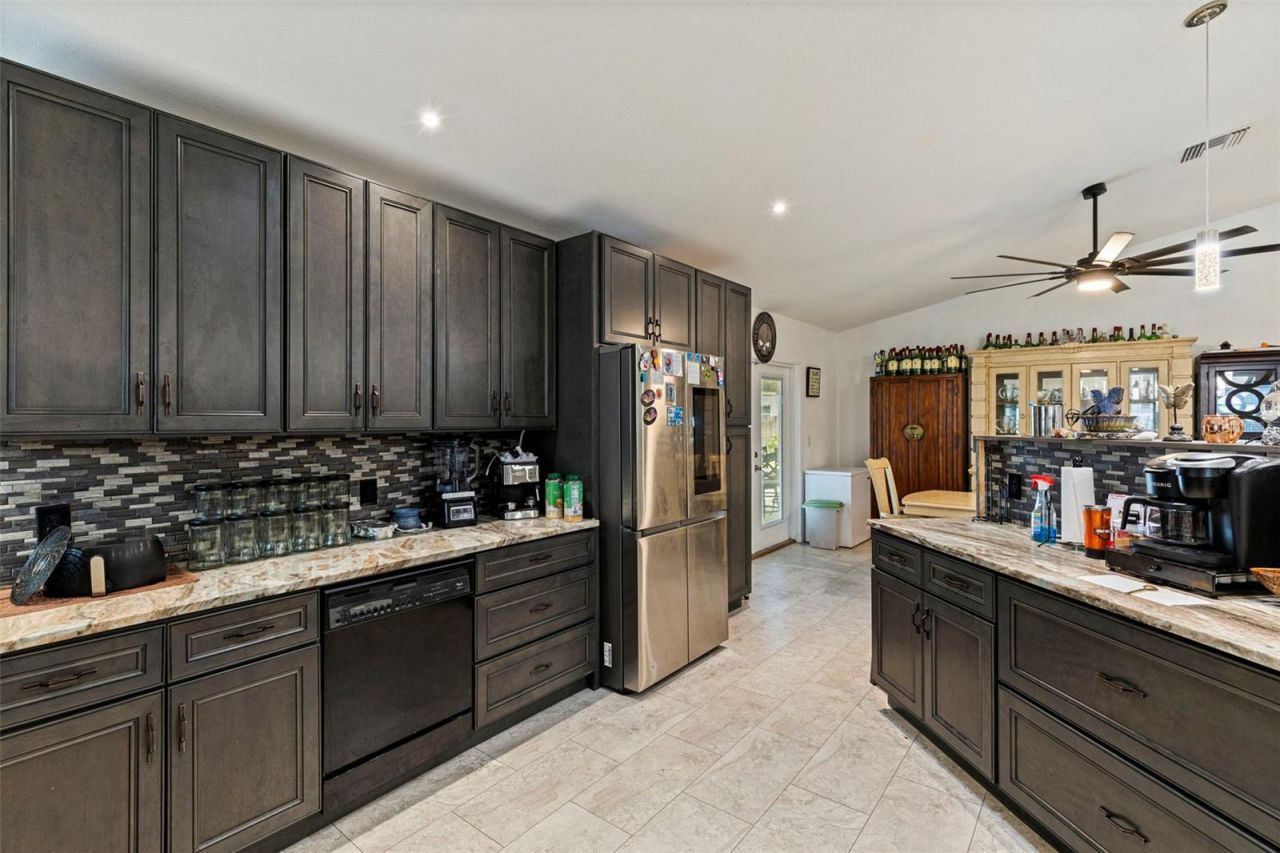 649 16th Street Nw, Largo, FL 33770 Photo